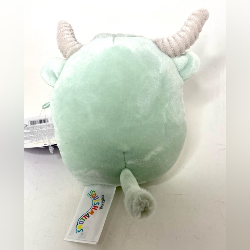 BNWT Squishmallow Iver HTF - Picture 3 of 7